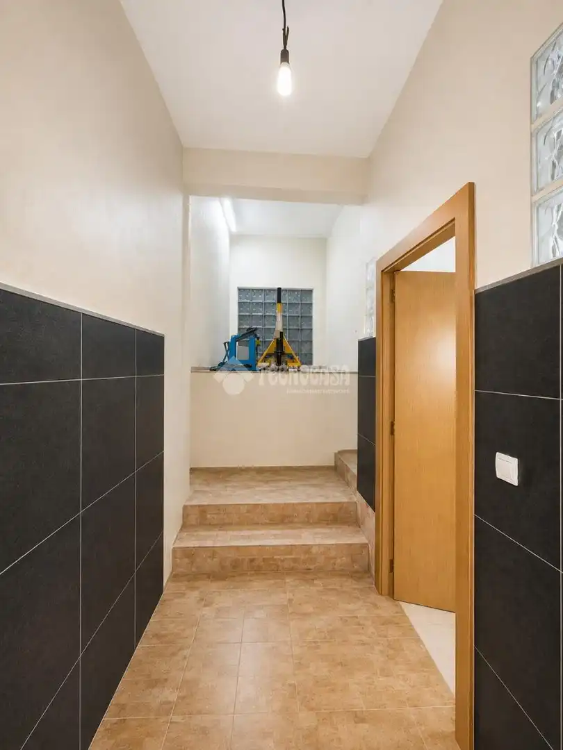 Local comercial en venda a Calle de María Martínez, imagen 6