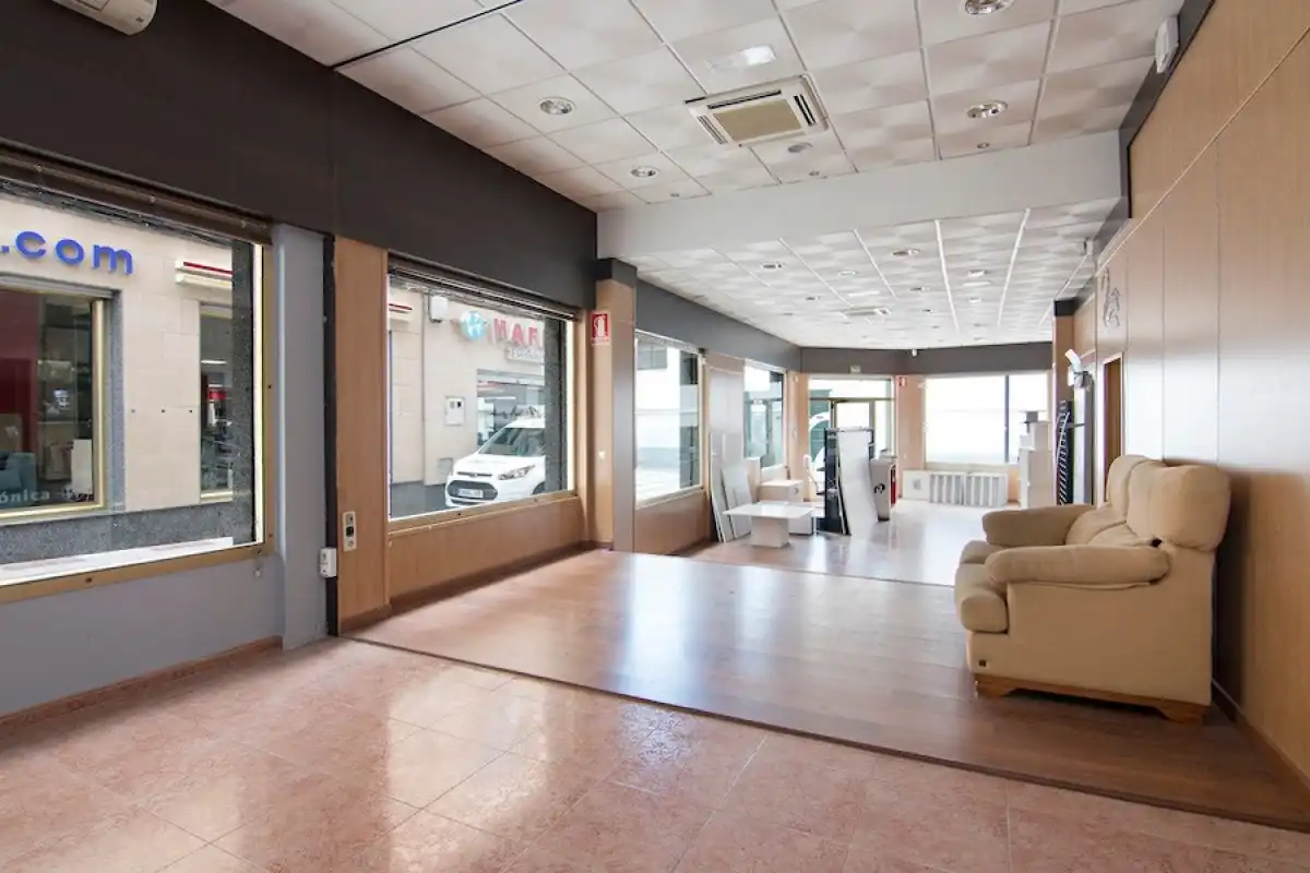 Local comercial en venda a Maracena, imagen 4