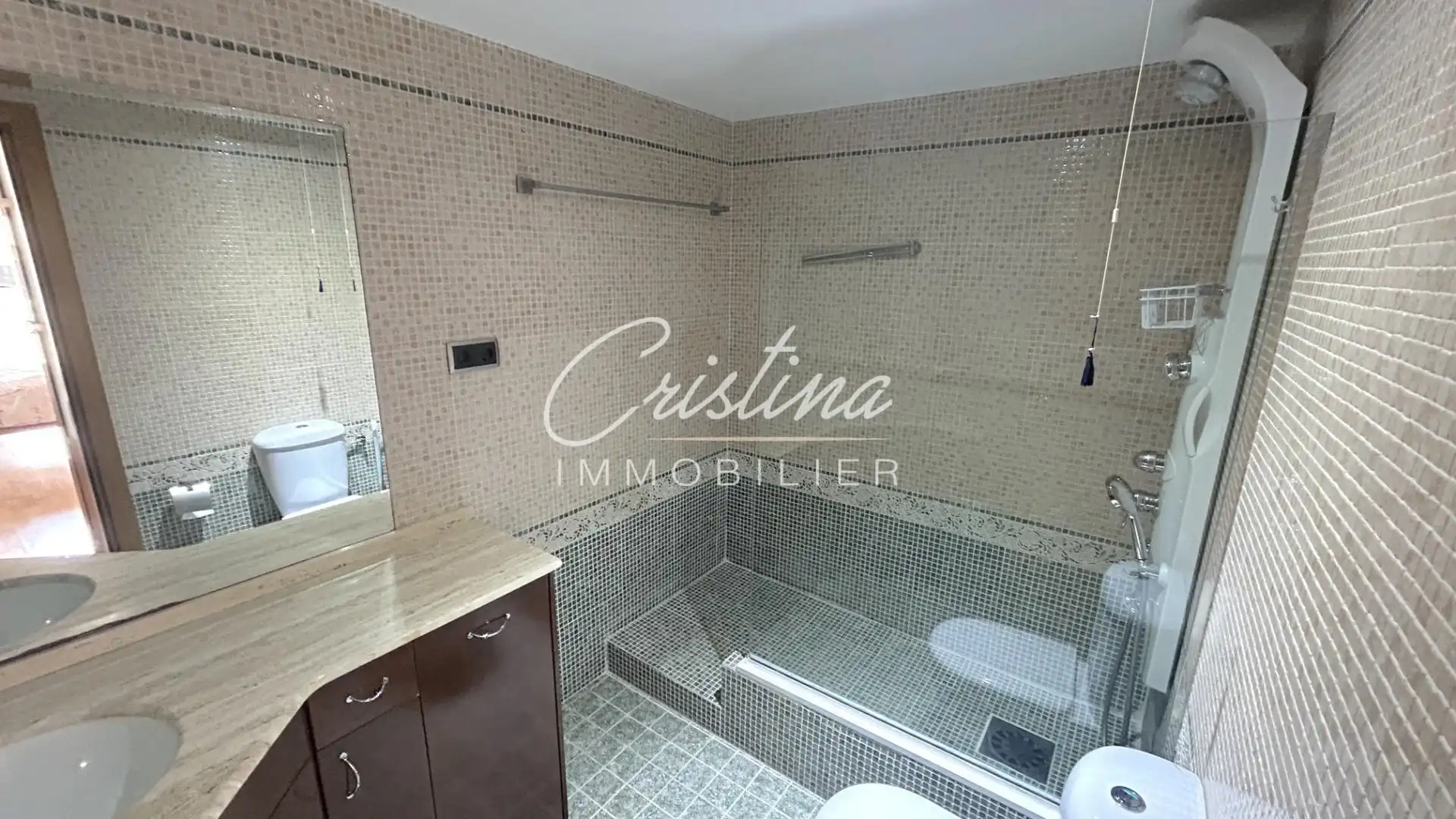 Schlafzimmer von Wohnungen zum Verkauf in Girona mit Heizung, Terrasse und Alarm