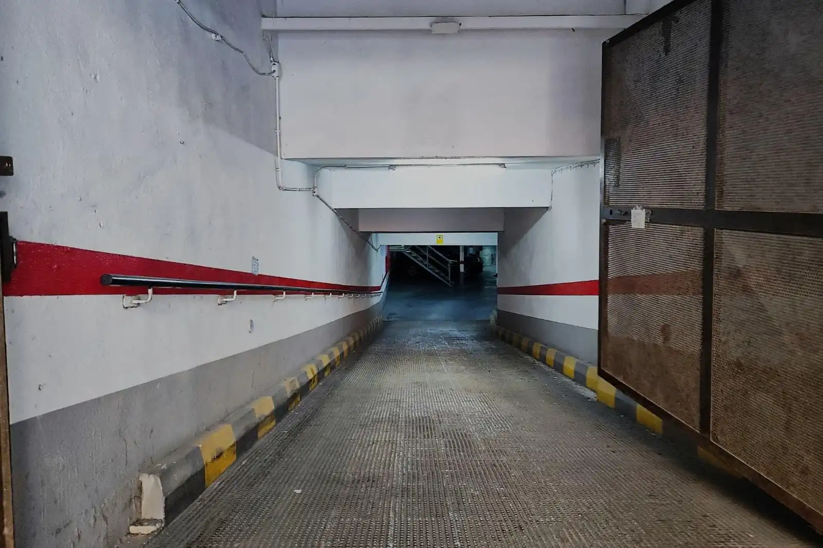 Garage zum Verkauf in Calle ANTONIO SUAREZ, Mestalla