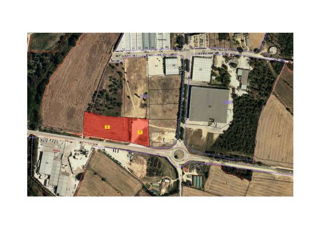 Terreno industrial en Venta en Campllong