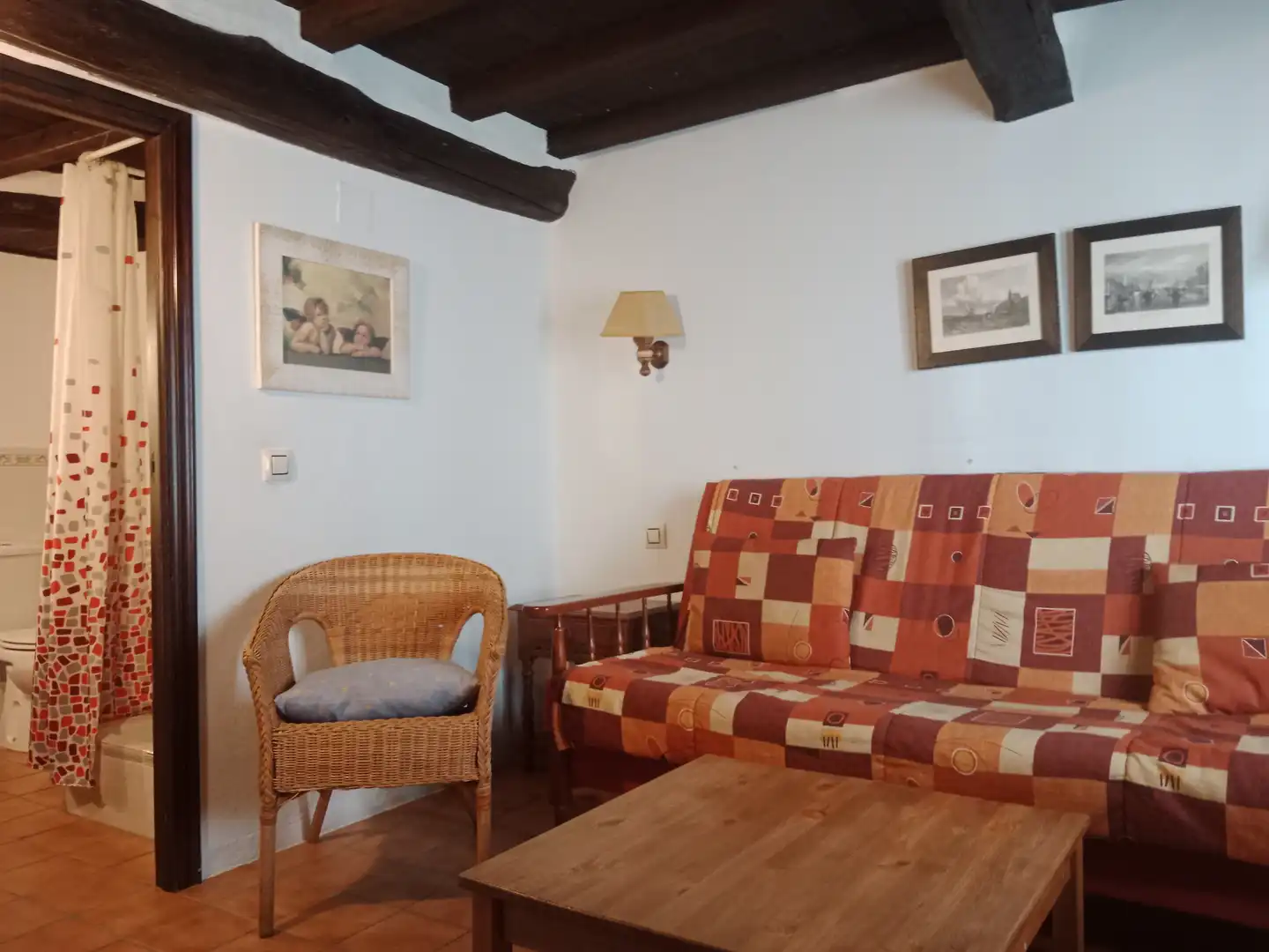 Sala de estar de Finca rústica en venta en Casas del Castañar con Aire acondicionado, Calefacción y Amueblado