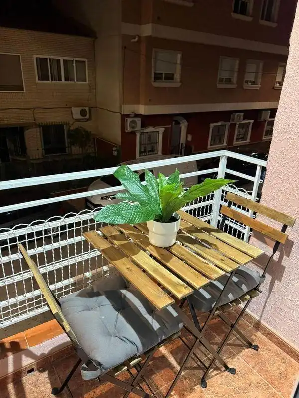 Terrassa de Pis per a compartir en Casco Urbano