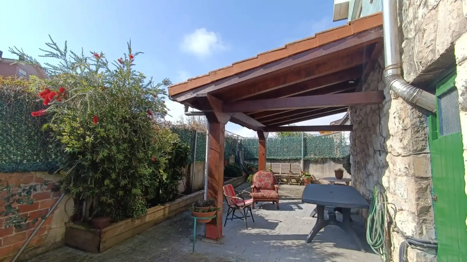 House with garden for sale in Muriedas, imagen 2