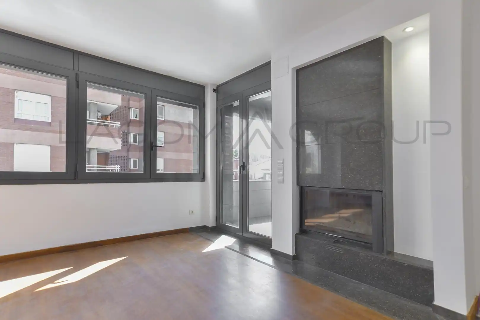 Living room of Duplexes for sale in Sabadell  with Air Conditioner, Heating and Parquet flooring