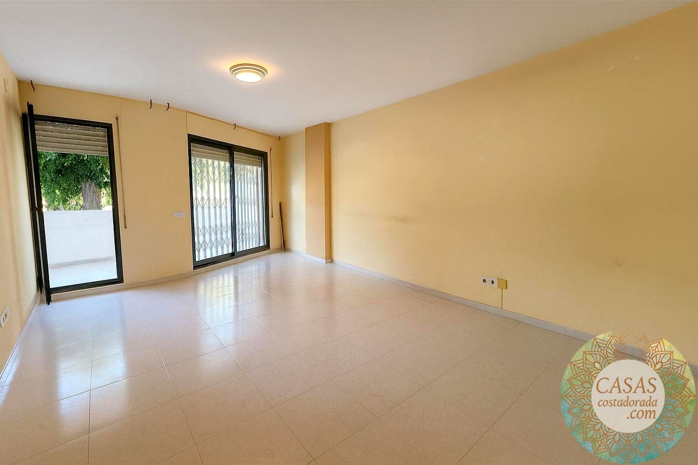 Planta baja en venta en Sant Carles de la Ràpita con Terraza