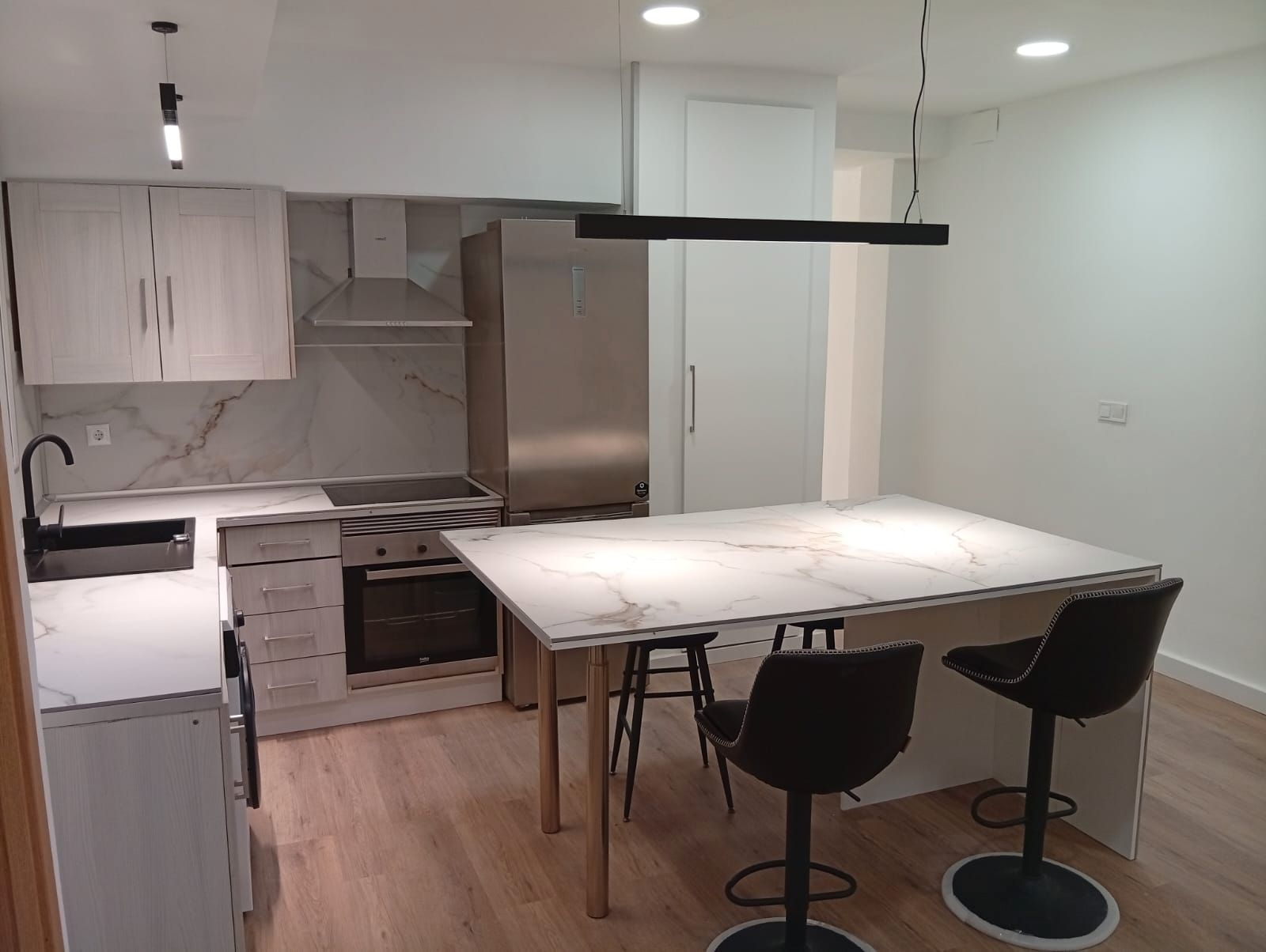 Cocina de Piso en venta en  Valencia Capital con Aire acondicionado y Balcón