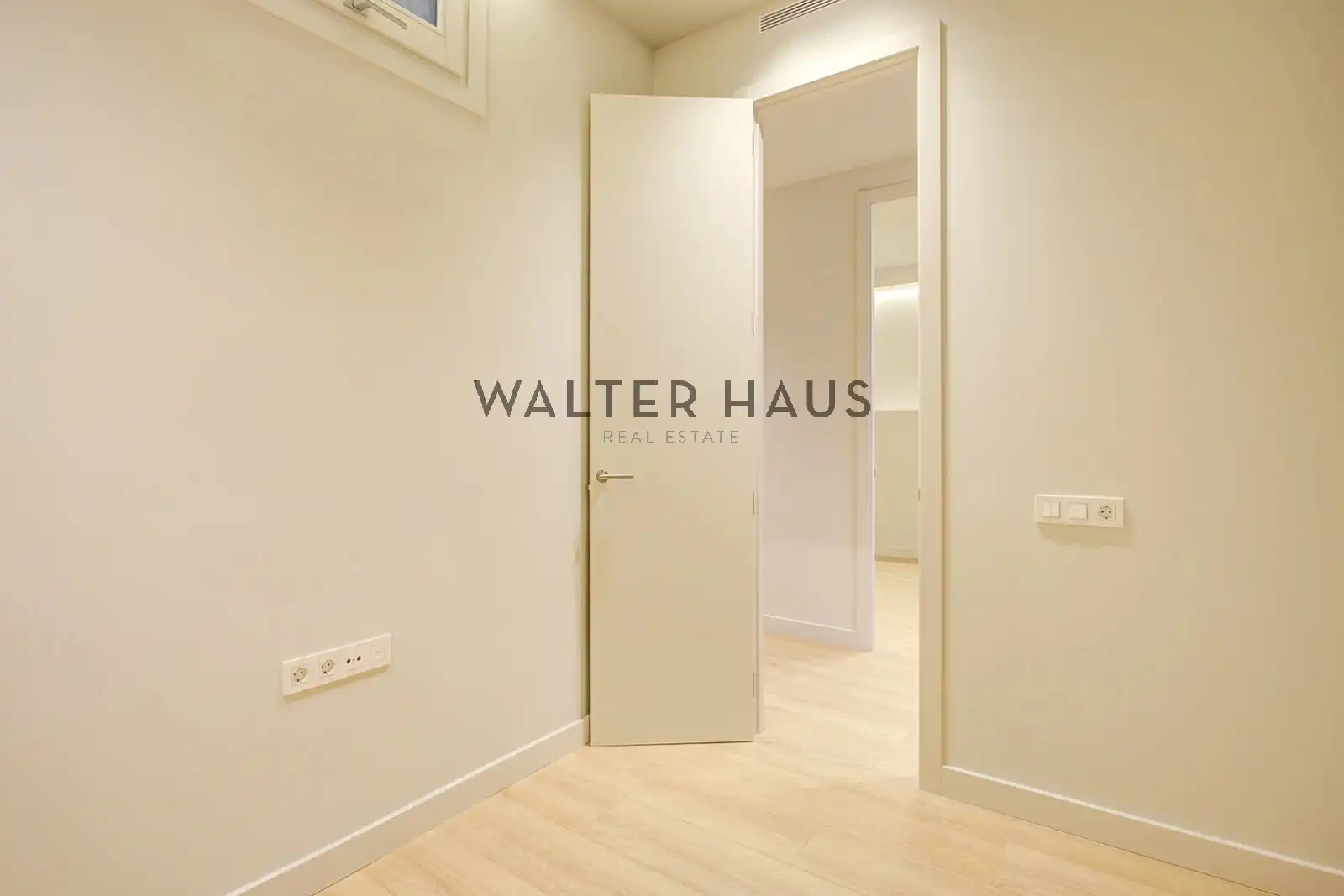 Appartement avec terrasse à vendre à Carrer del Consell de Cent, imagen 22