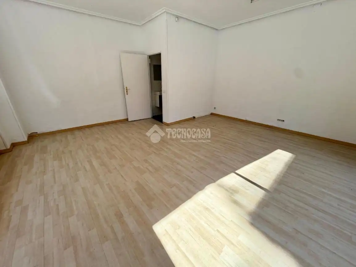 Business premises to rent in C. Batalla de Clavijo, imagen 11