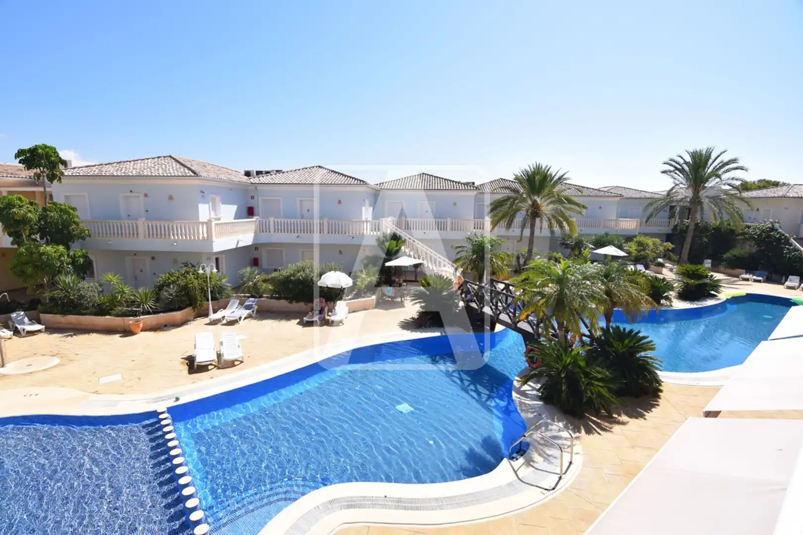 Piscina de Apartament en venda en Benissa amb Aire condicionat, Calefacció i Jardí privat