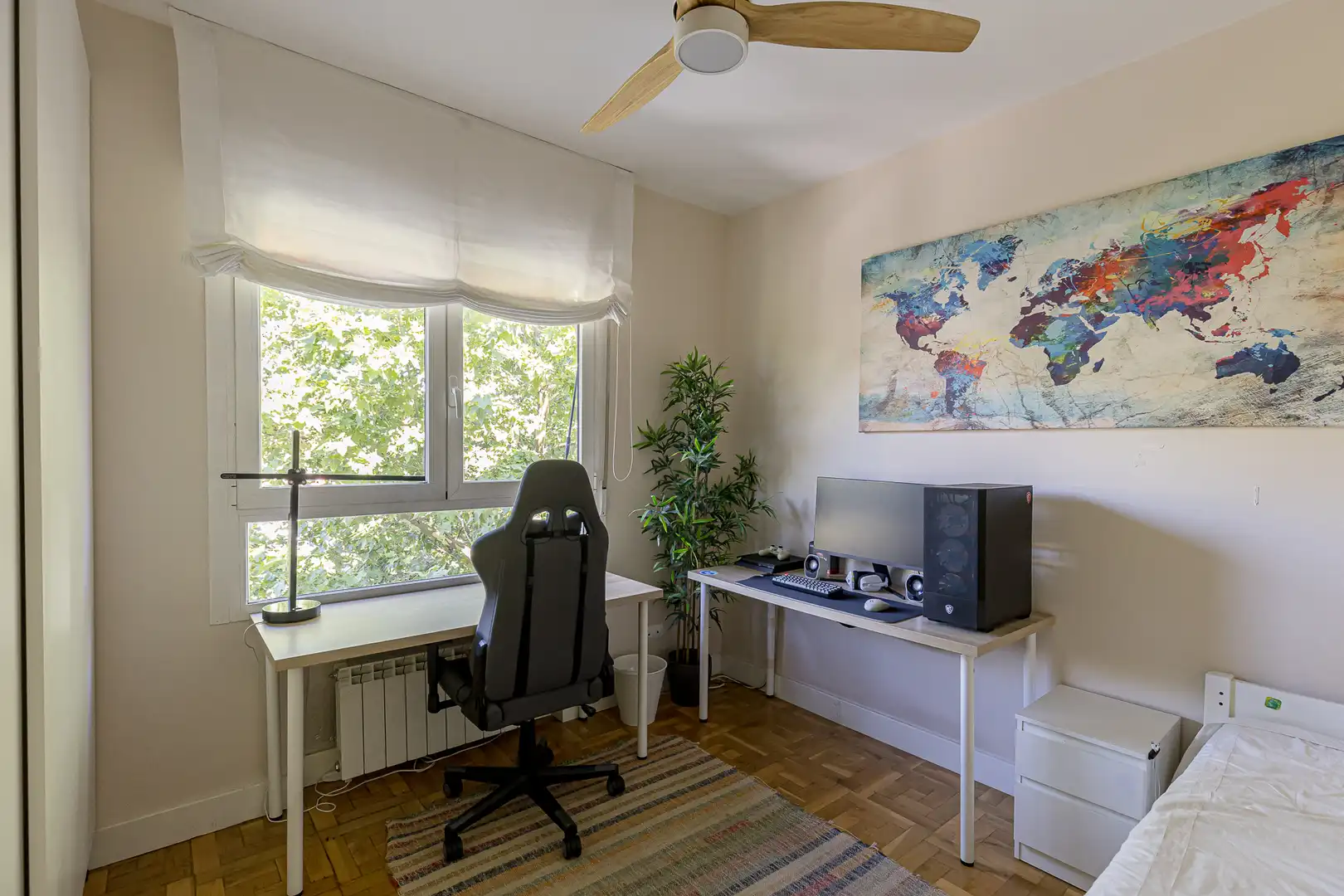 Schlafzimmer von Wohnung zum Verkauf in Madrid mit Klimaanlage, Heizung und Privatgarten