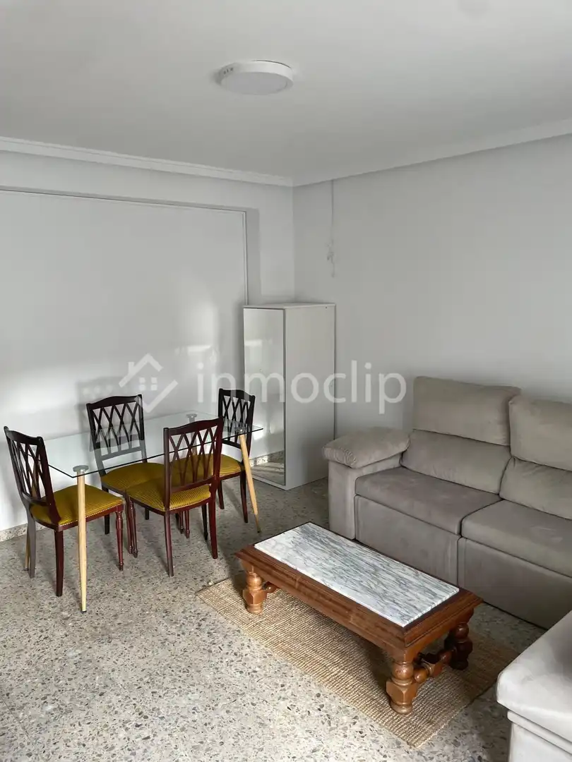 Living room of Flat for rent in Salamanca  with Heating and Furnished