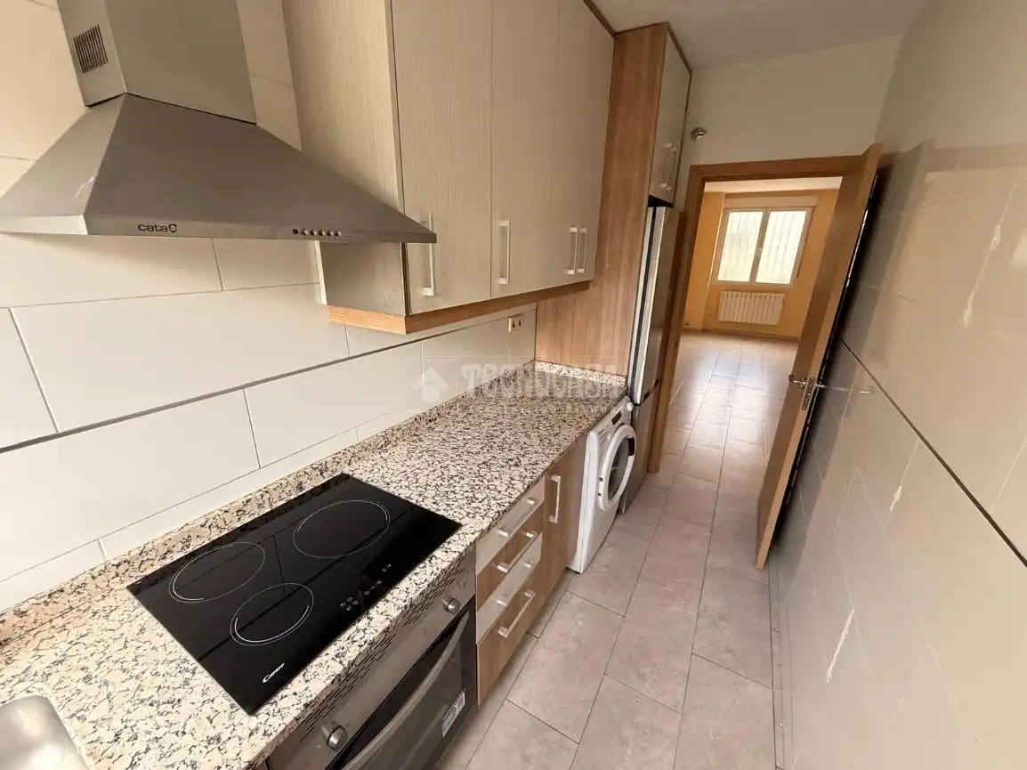 Cocina de Piso en venta en Madrid con Calefacción