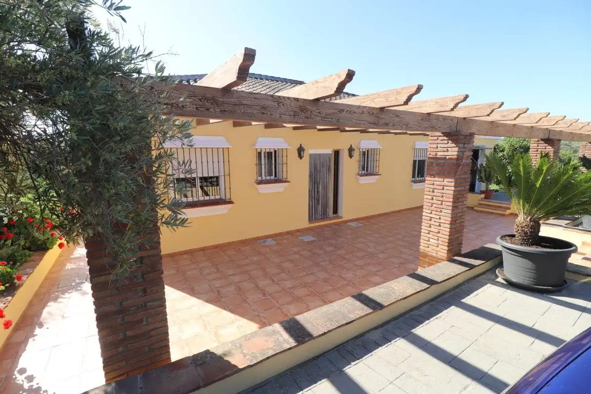 Exterior view of Houses for rent in Coín  with Private garden, Terrace and Swimming Pool
