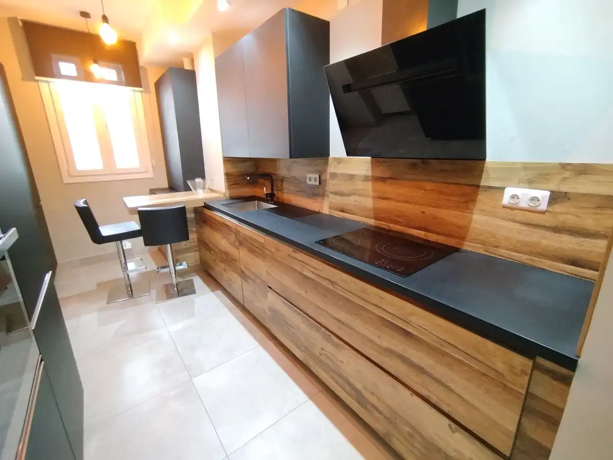 Cuina de Apartament en venda en Torremolinos amb Aire condicionat, Calefacció i Terrassa