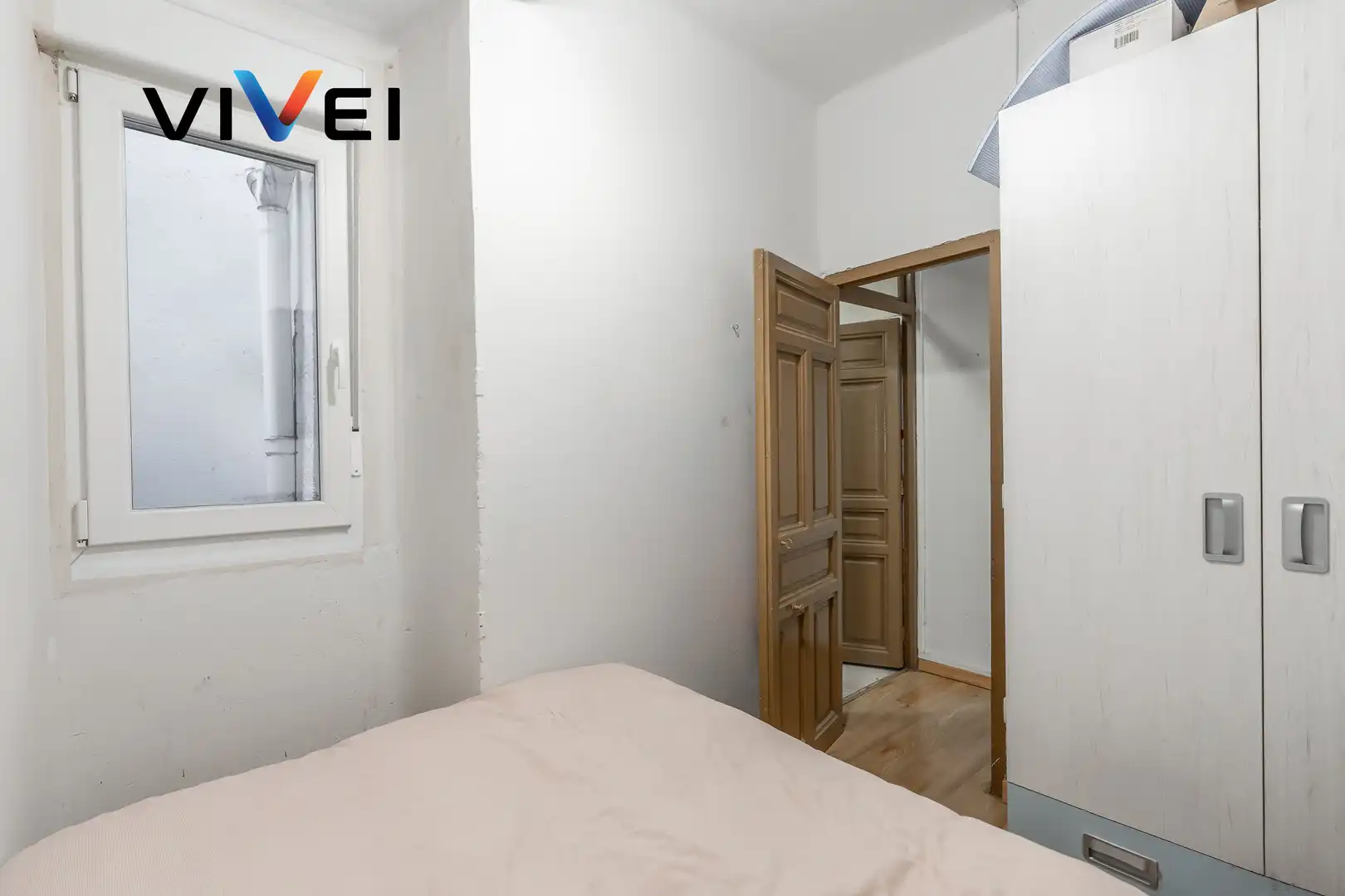 Habitación de Piso en venta en Madrid con Calefacción y Balcón