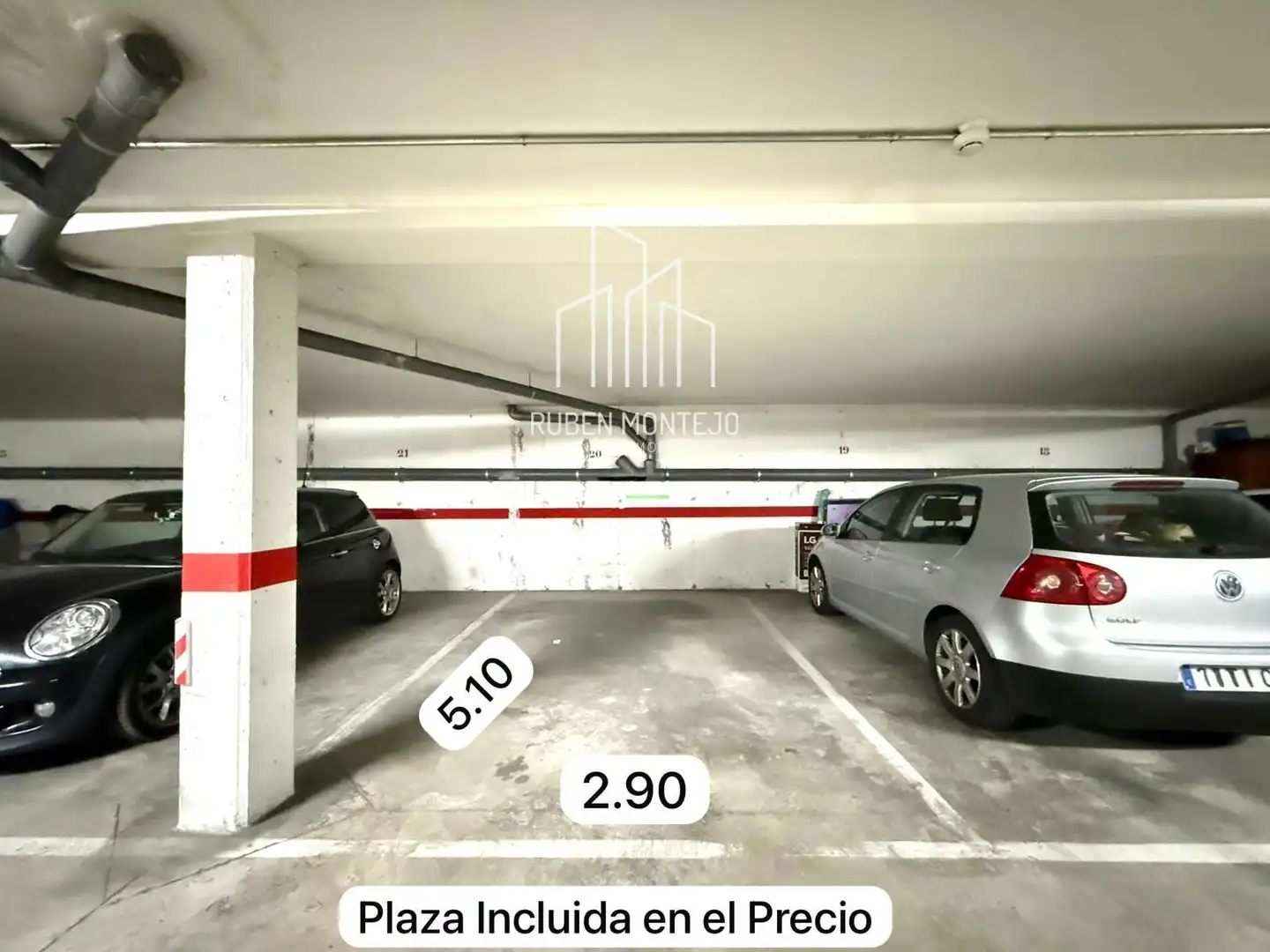Parking de Piso en venta en Castellanos de Moriscos con Calefacción, Horno y Lavadora