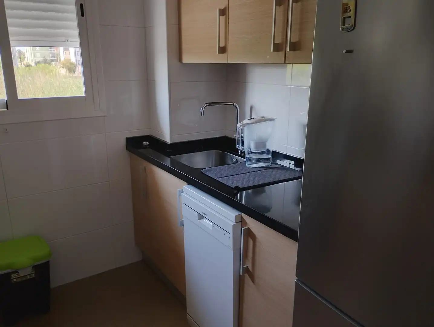 Cuina de Apartament de lloguer en Piles amb Aire condicionat, Moblat i Forn