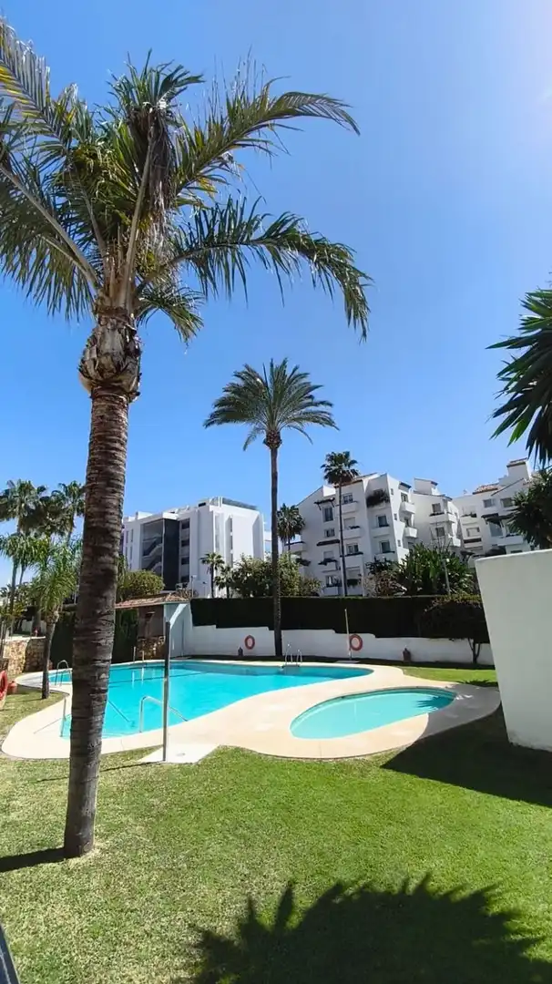 Apartament amb terrassa de lloguer a Trajano 11, imagen 2