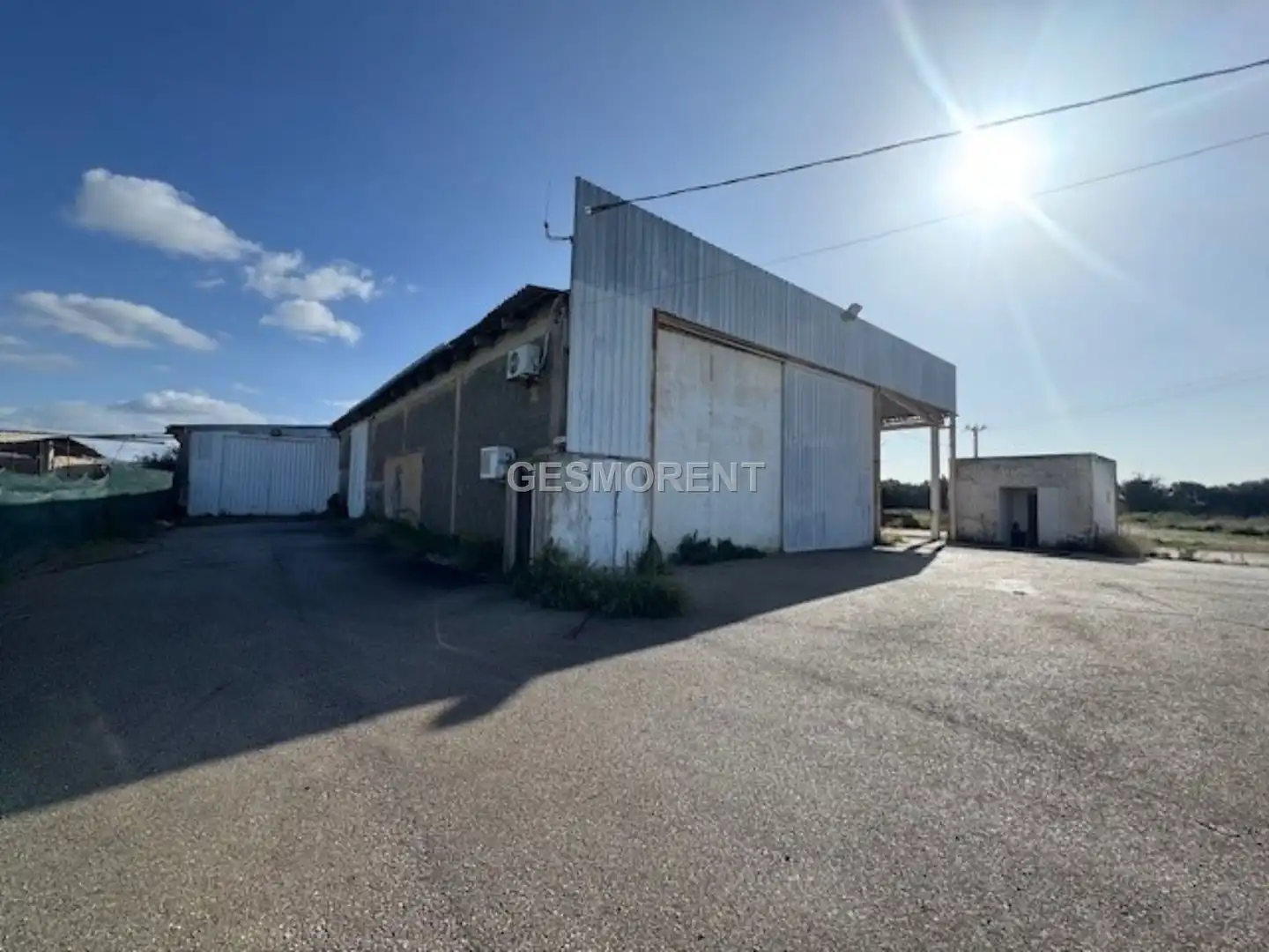 Exterior view of Industrial buildings for sale in  Palma de Mallorca