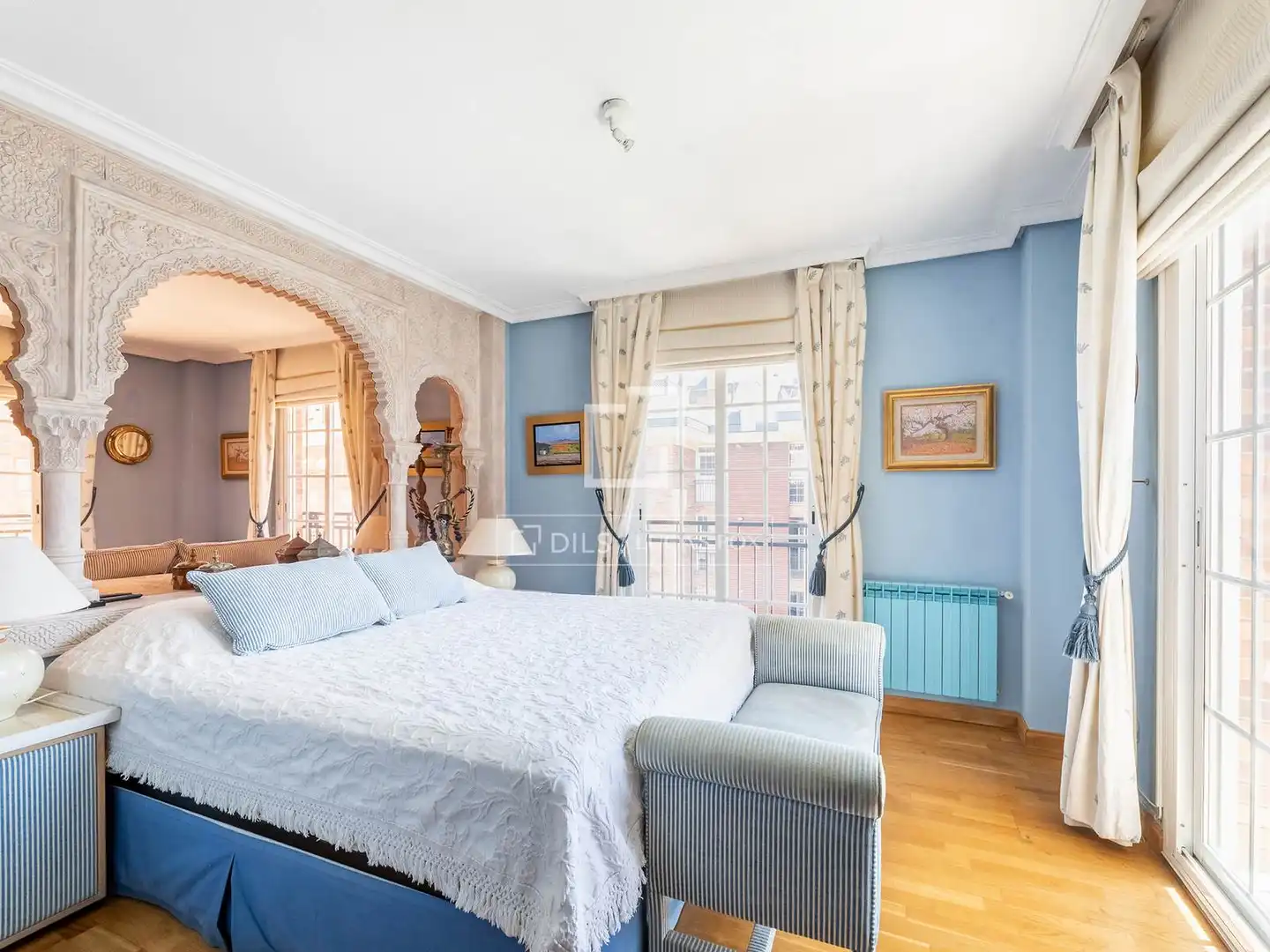 Bedroom of Attic for sale in Majadahonda  with Terrace, Storage room and Swimming Pool