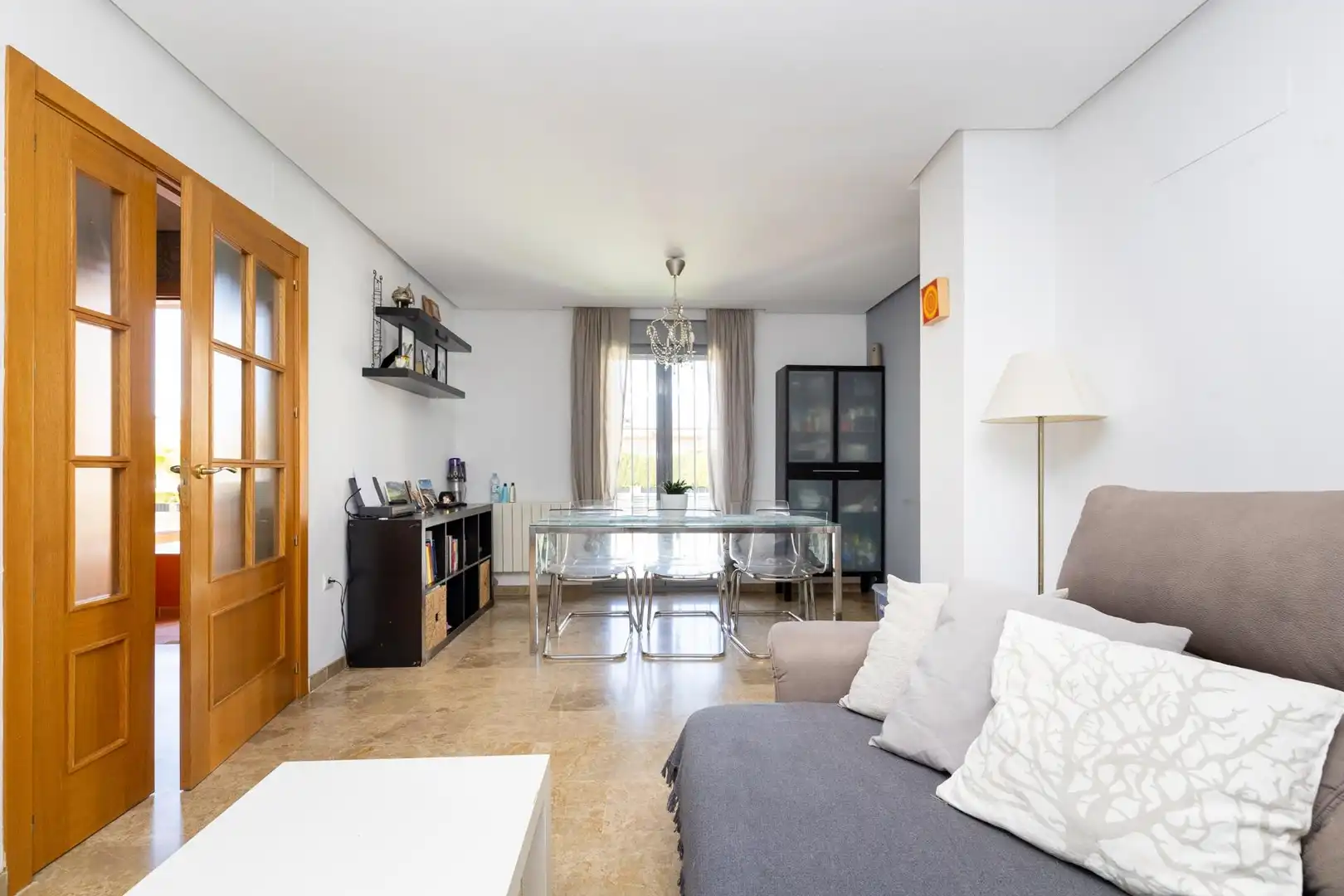 Houses for sale in Calle Miguel Valle Tendero, Jun