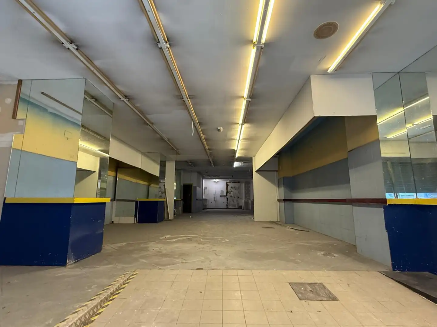Business premises to rent in Piedras Blancas - Castillo de Gauzón 4, imagen 5