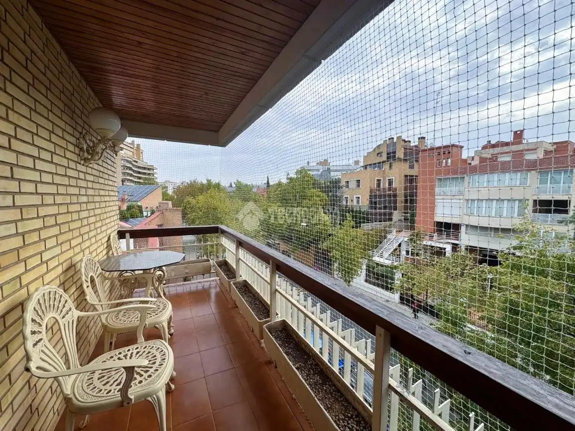 Flat to rent in PASEO RUISEÑORES, imagen 4