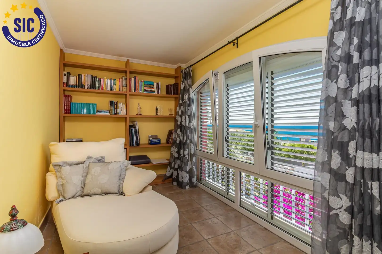Dormitori de Casa o xalet en venda en Peñíscola / Peníscola amb Aire condicionat, Calefacció i Jardí privat