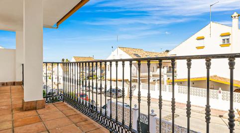 Foto 2 de Casa adosada en venda a Urb Tiro de Pichón, Calle Abedul, Guadalmina Alta, Marbella