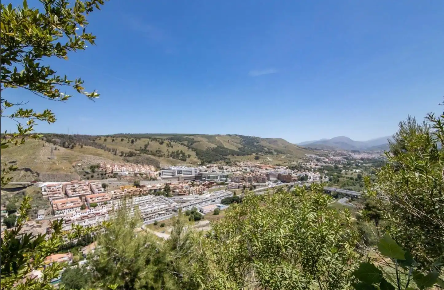 Vista exterior de Piso de alquiler en Granada con Aire acondicionado y Piscina comunitaria