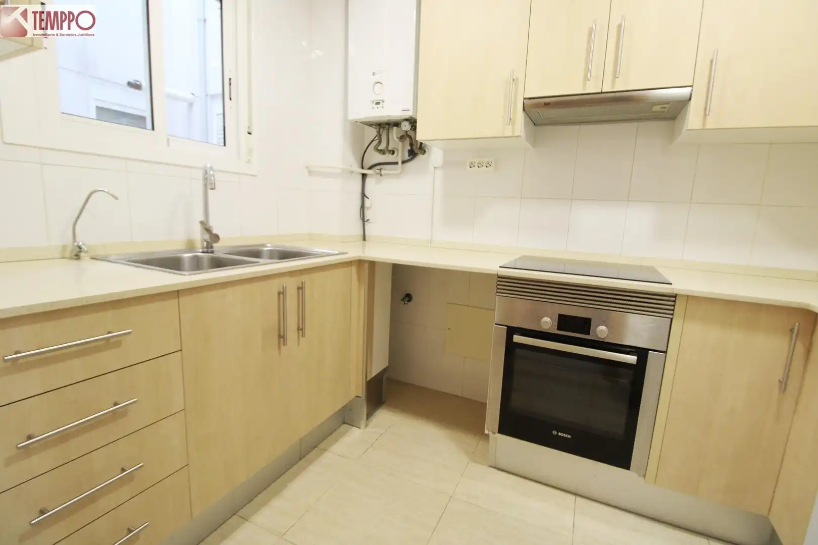 Kitchen of Flat for sale in El Vendrell  with Heating and Balcony