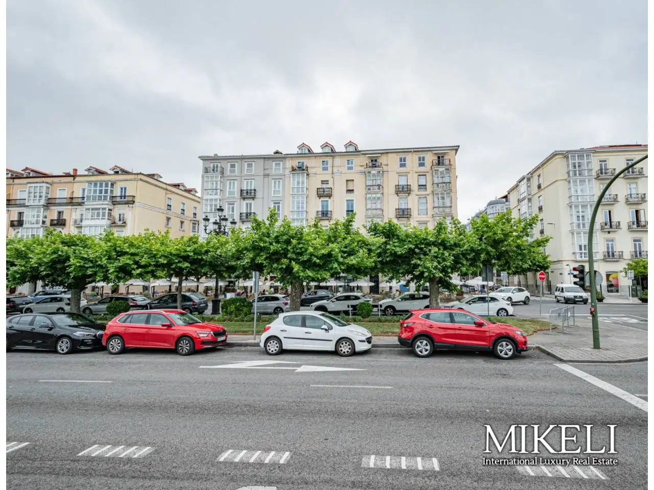 Außenansicht von Wohnung zur Miete in Santander mit Heizung, Möbliert und Balkon