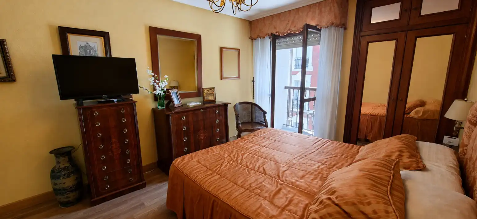 Schlafzimmer von Wohnung zum Verkauf in Torrelavega  mit Heizung, Parkett und Abstellraum