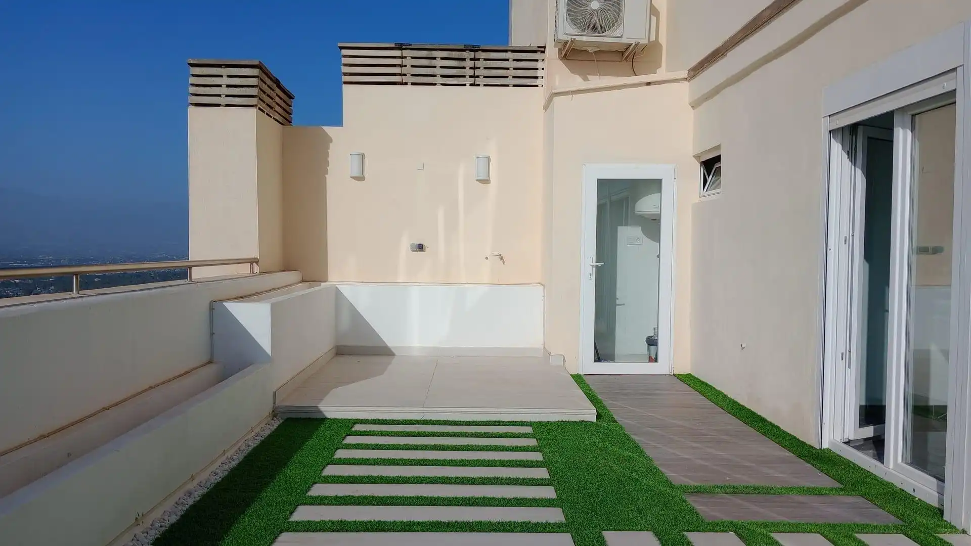Àtic amb piscina en venda a Calle SIERRA DORADA, imagen 7