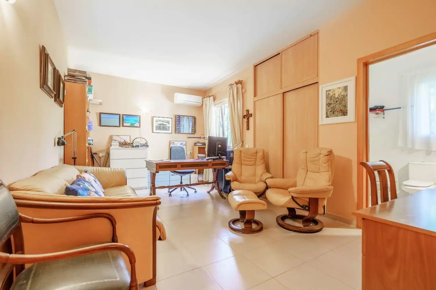 Living room of Houses for sale in Llucmajor  with Air Conditioner, Private garden and Terrace