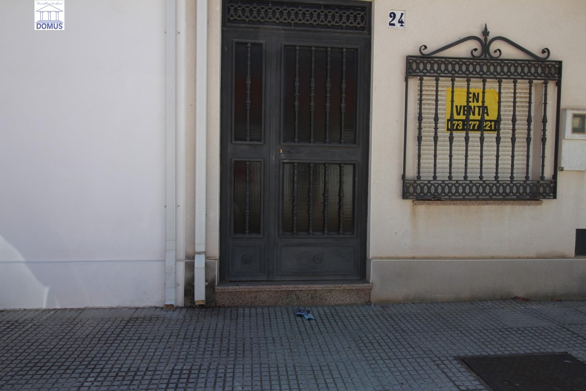 Single-family semi-detached for sale in Valdelacalzada  with Terrace