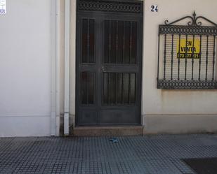Casa adosada en venda en Valdelacalzada amb Terrassa