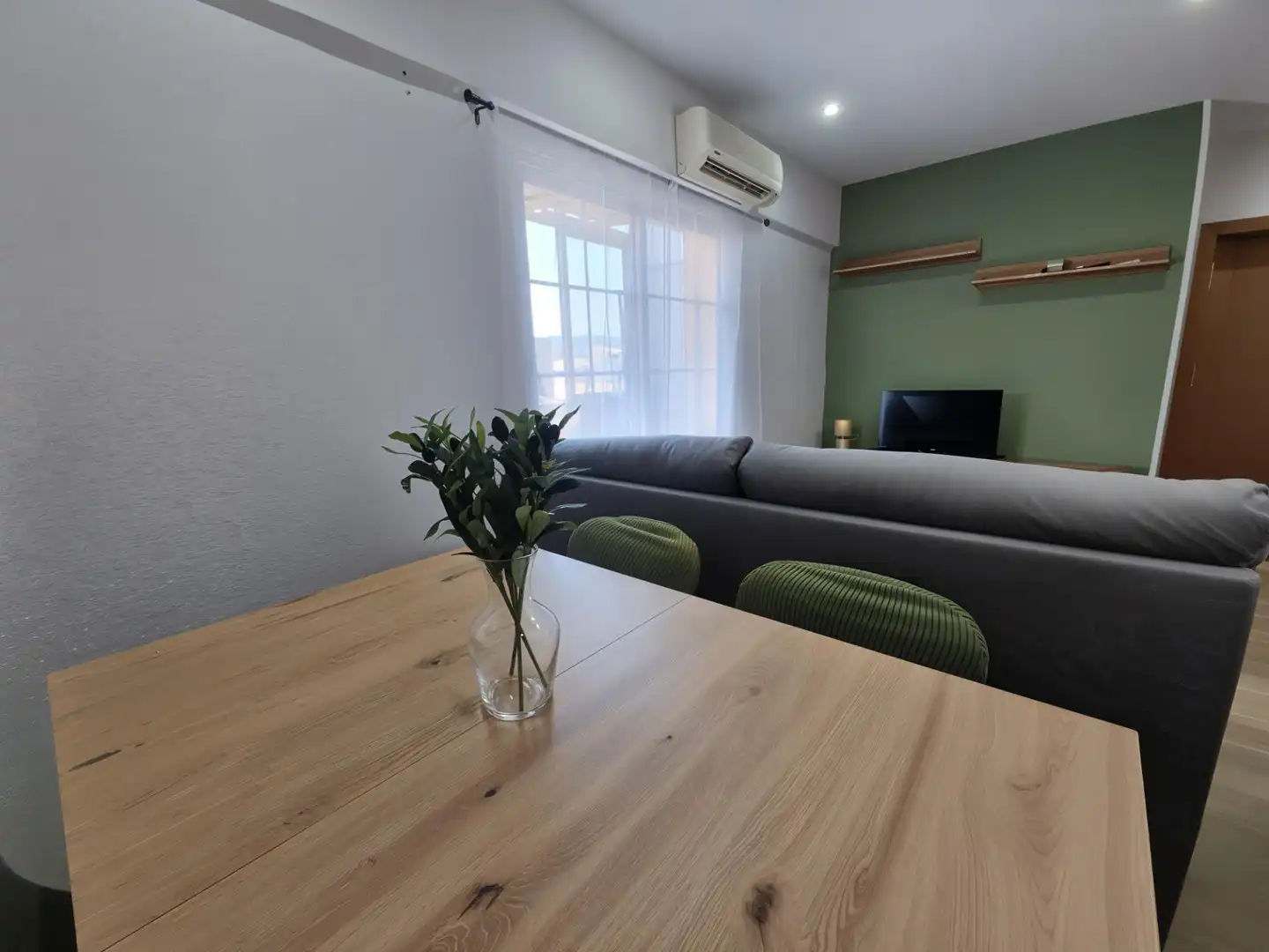 Living room of Flat for rent in Plasencia  with Furnished and Balcony