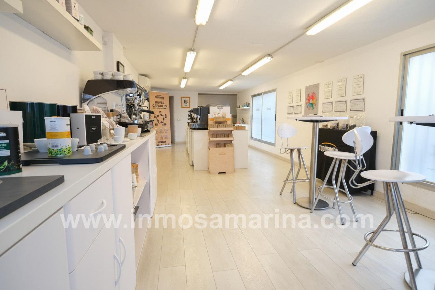 Industrial buildings for sale in Inca