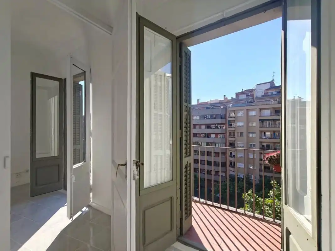 Piso con ascensor en venta en Gran Via de les Corts Catalanes, imagen 8