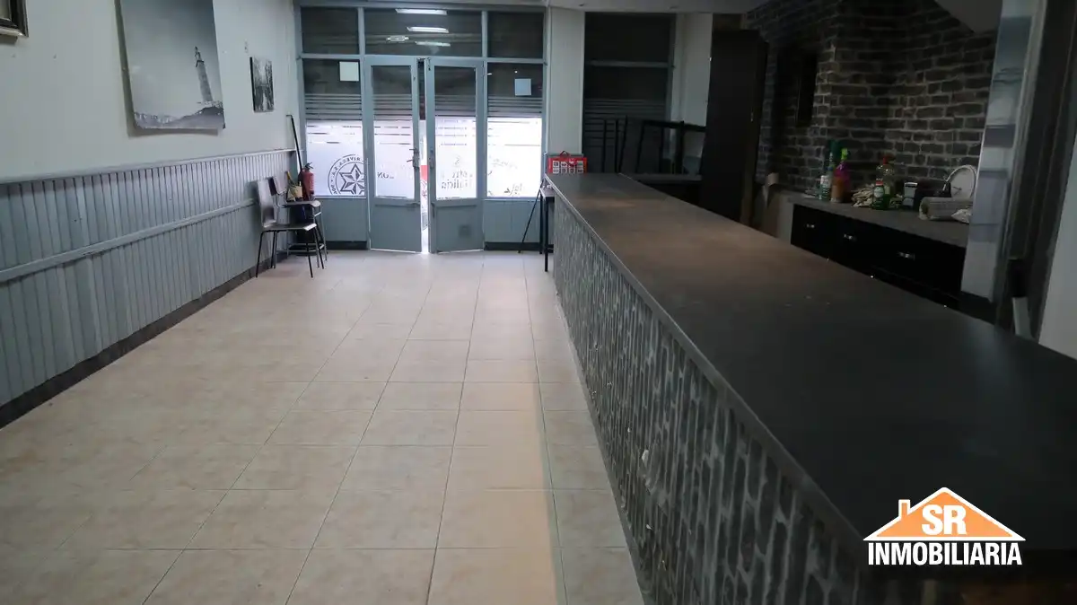 Local de alquiler en Rua Arenal, Monte Alto - Zalaeta - Atocha