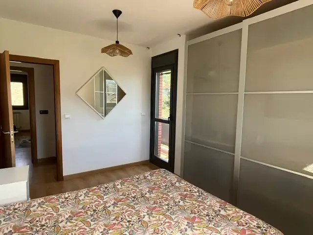 Appartement à louer à CA-403 32, imagen 4