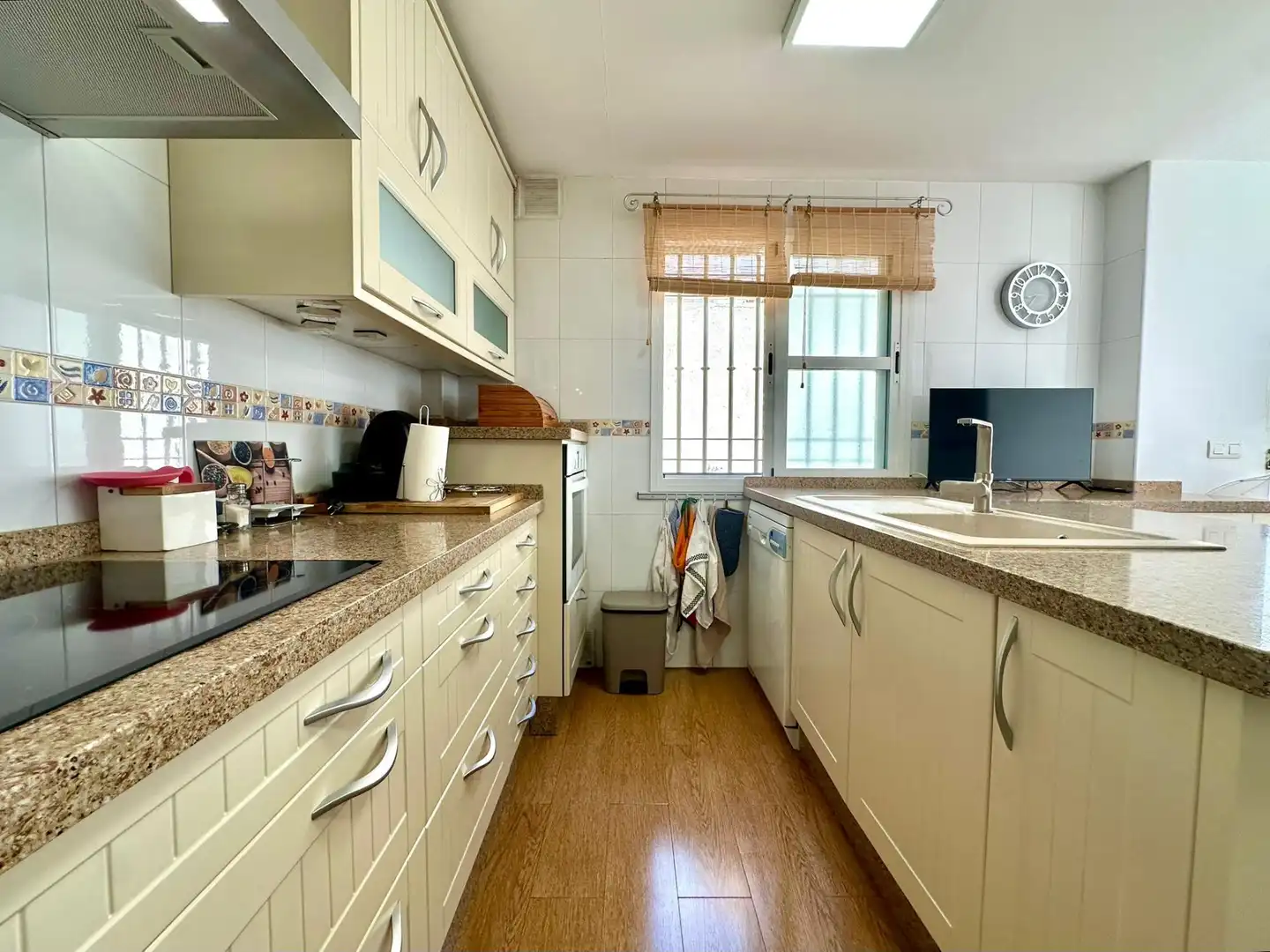 Kitchen of Duplexes for sale in Almería  with Private garden, Terrace and Storage room