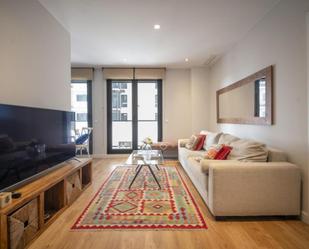 Sala d'estar de Apartament de lloguer en  Barcelona Capital amb Aire condicionat, Moblat i Forn