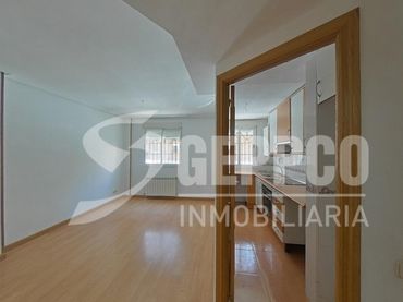 Wohnung mit Aufzug zum Verkauf in Calle de Almendrales