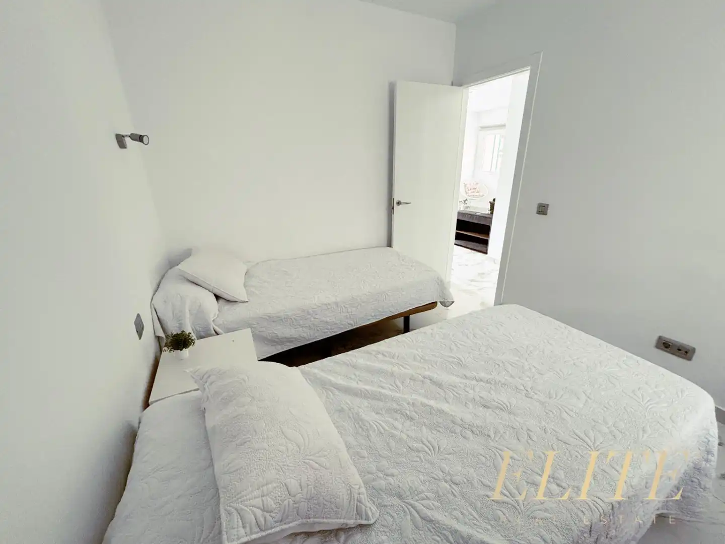 Dormitori de Apartament en venda en Mogán amb Aire condicionat, Jardí privat i Terrassa