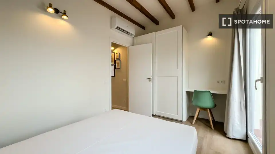 Piso con terraza en alquiler en Ciutat Vella, imagen 19