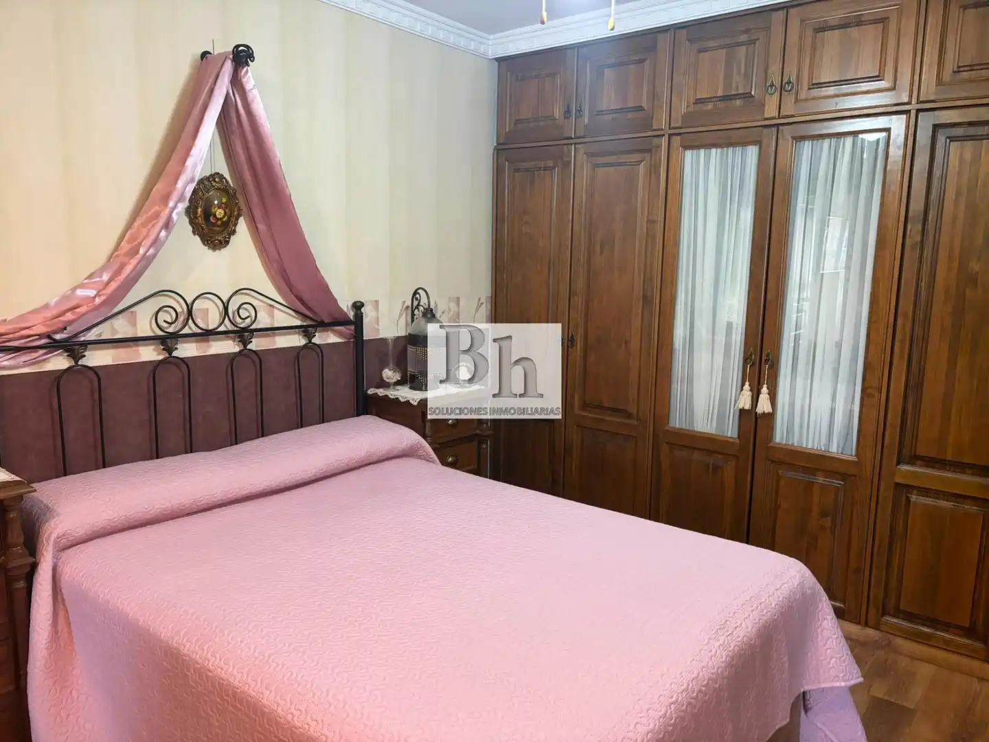 Schlafzimmer von Wohnung zum Verkauf in Málaga mit Klimaanlage, Privatgarten und Parkett