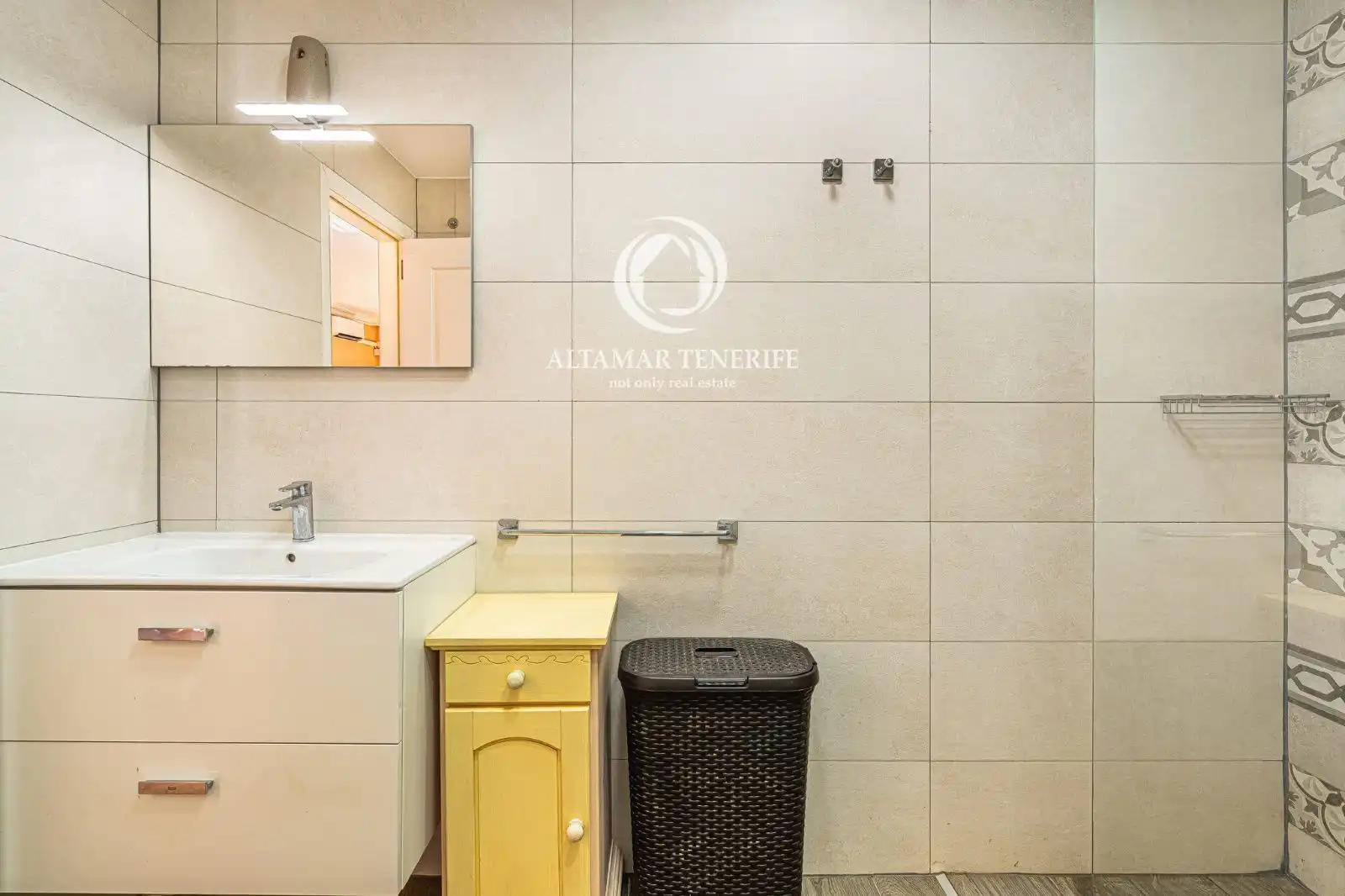 Apartments for sale in Agando, Playa del Duque